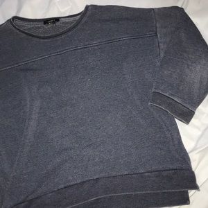 Long sleeved sweatshirt